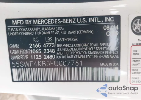 2015 Mercedes-Benz C 300 Sport 4Matic z USA, uszkodzony, nr VIN 55SWF4KB5FU007761